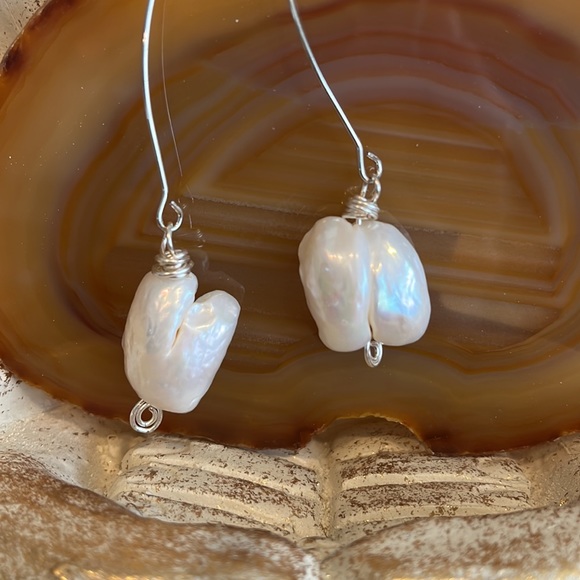 Large Baroque Pearls! Spectacular Handmade Wire Wrapped Baroque Pearl Earrings - Picture 4 of 4